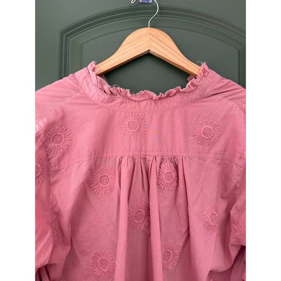 Isabella Sinclair Anthropologie Sunflower Embroidered Blouse Top Pink Medium - Picture 8 of 9